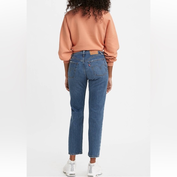 Excellent condition Levi's Women's 501 Original Cropped Jeans 28x28 - Picture 2 of 6